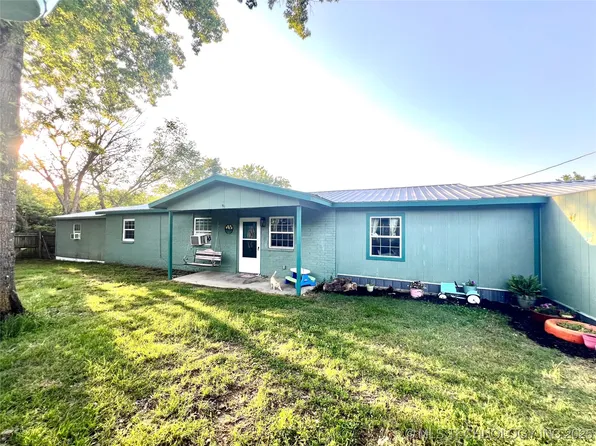 304 E Valley Rd, Lequire, OK 74943