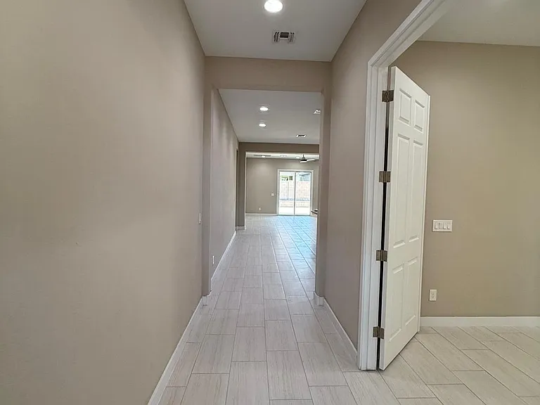 7030 W Post Rd — Photo 3