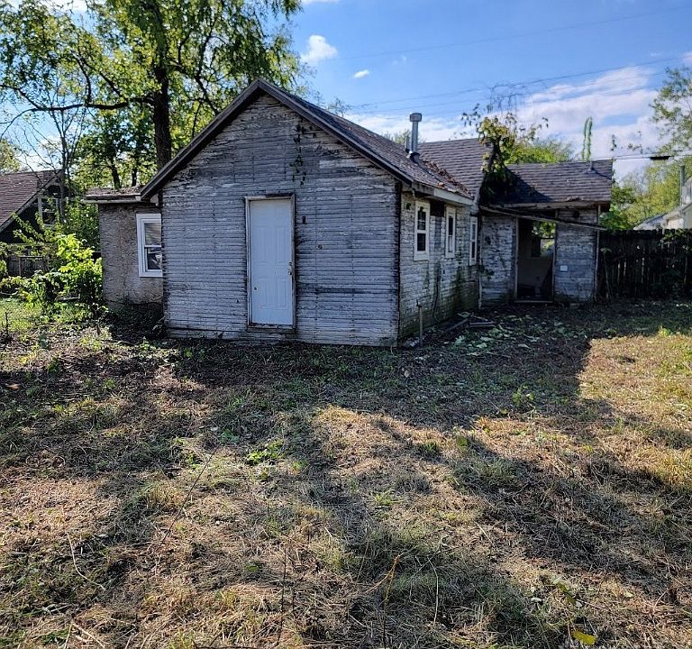 1st image of 217 Parsons Ave