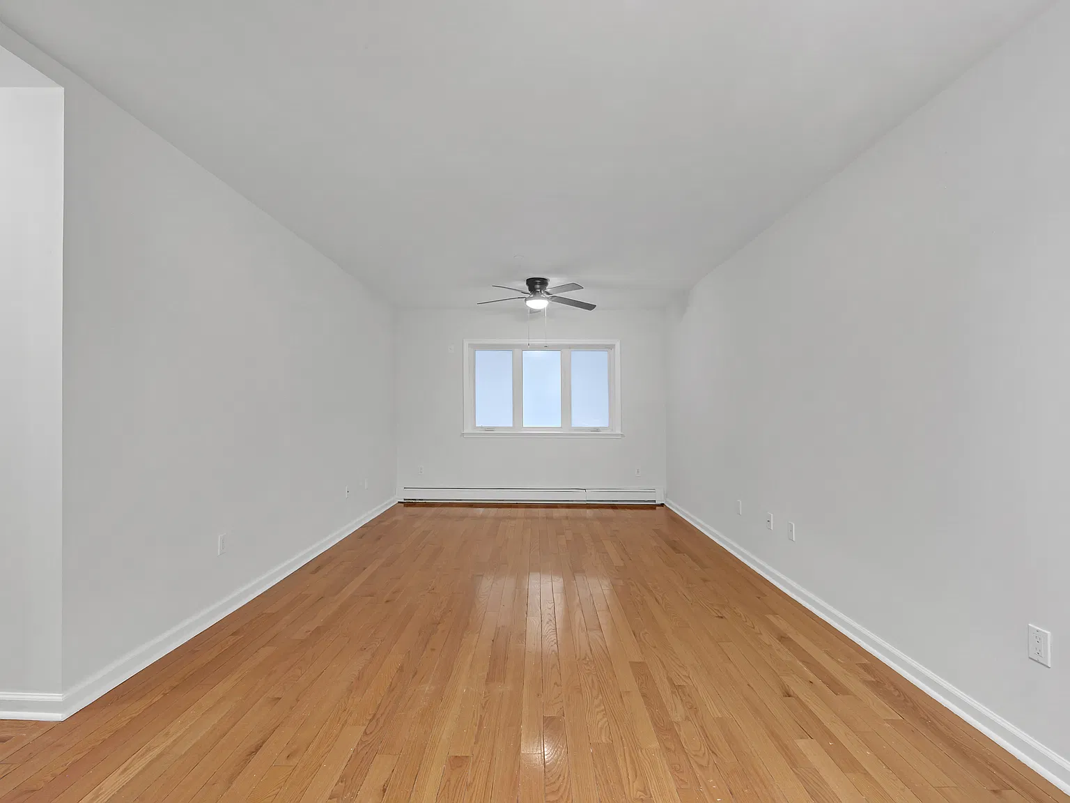 126 Gatling Place — Photo 2