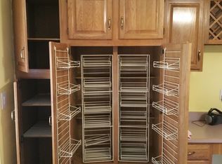 21 Elm Mdws, Enfield, CT 06082