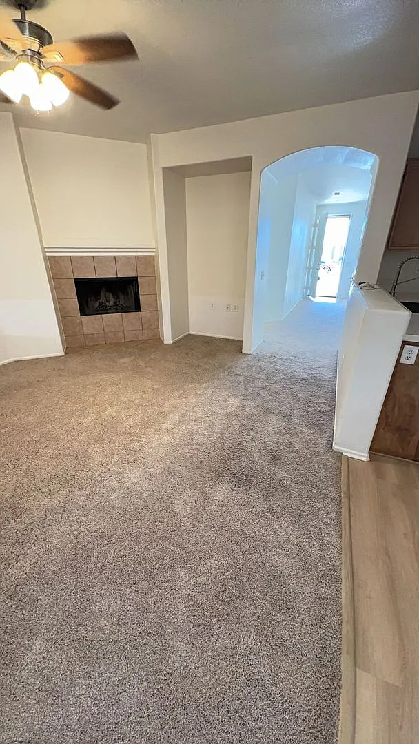 5 Bedroom Victorville House — Photo 2