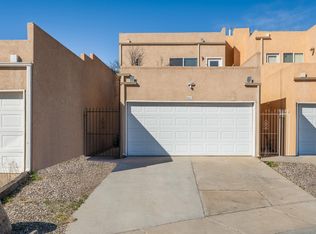 4619 Via Macduffee Rd NE, Albuquerque, NM 87111