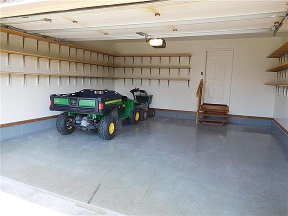 2nd image of 3926 SW Briarwood Oaks Cir