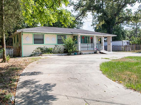 3rd image of 6114 Wilson Blvd