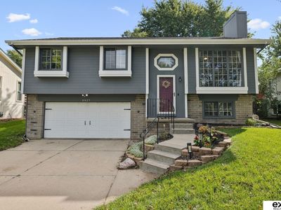 8927 N 82nd St, Omaha, NE, 68122