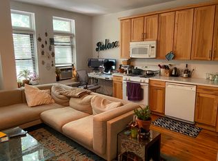 569 7th St APT 3, Brooklyn, NY 11215