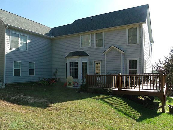 3rd image of 1100 Hearthstone Dr NE