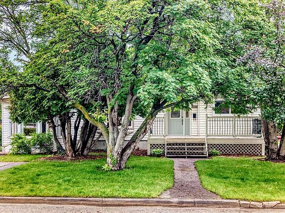 2nd image of 3721 W 44a Ave