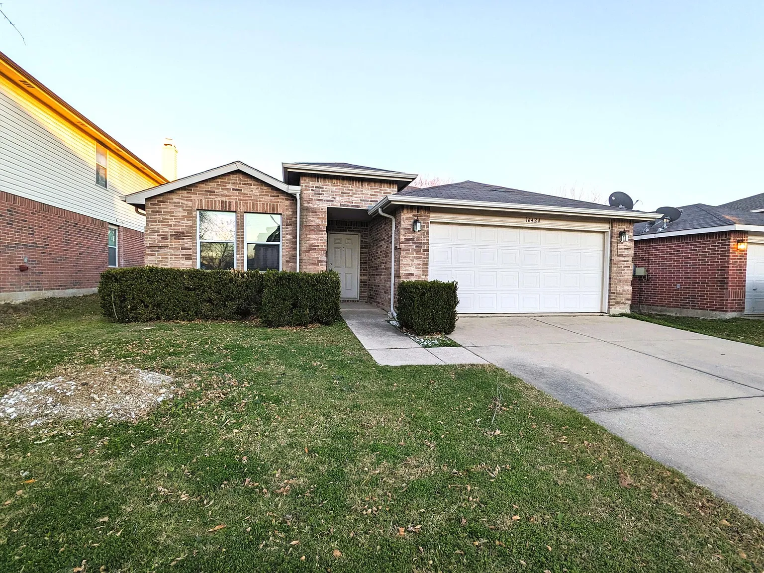 3 bed, 1647 sqft, $1,960 — Photo 1