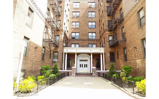 Rented by Douglas Elliman | media 9
