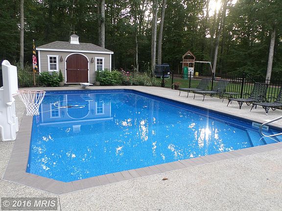 2nd image of 317 Fords Landing Ln