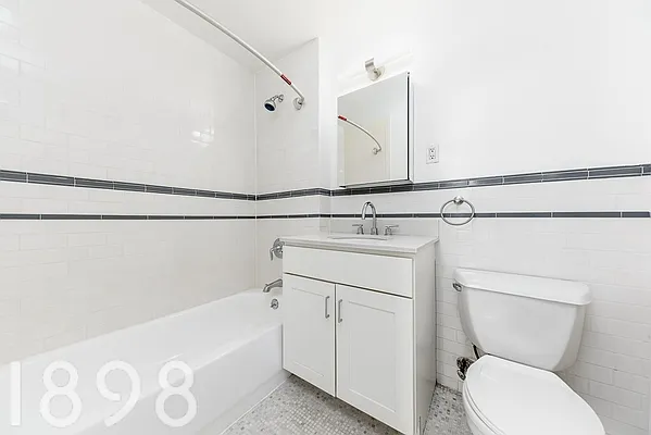 Rented by A&E Real Estate Management | media 7