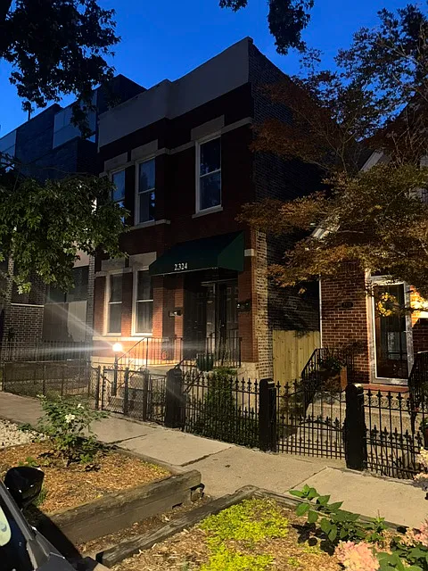 Studio, 600 sqft, $1,600 — Photo 2
