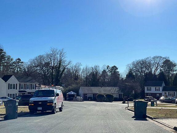 5th image of 1612 Almond Creek Ct