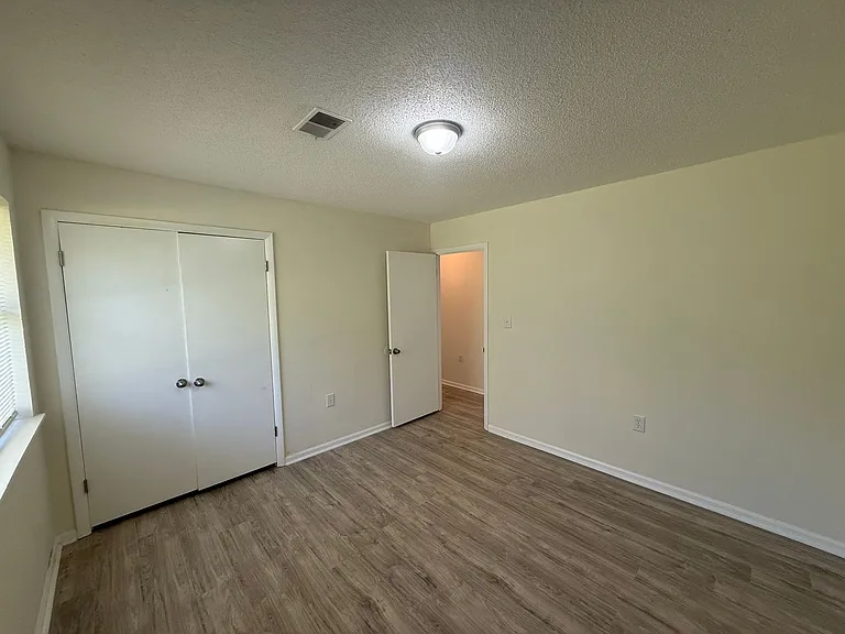 348 Schley Cir — Photo 23