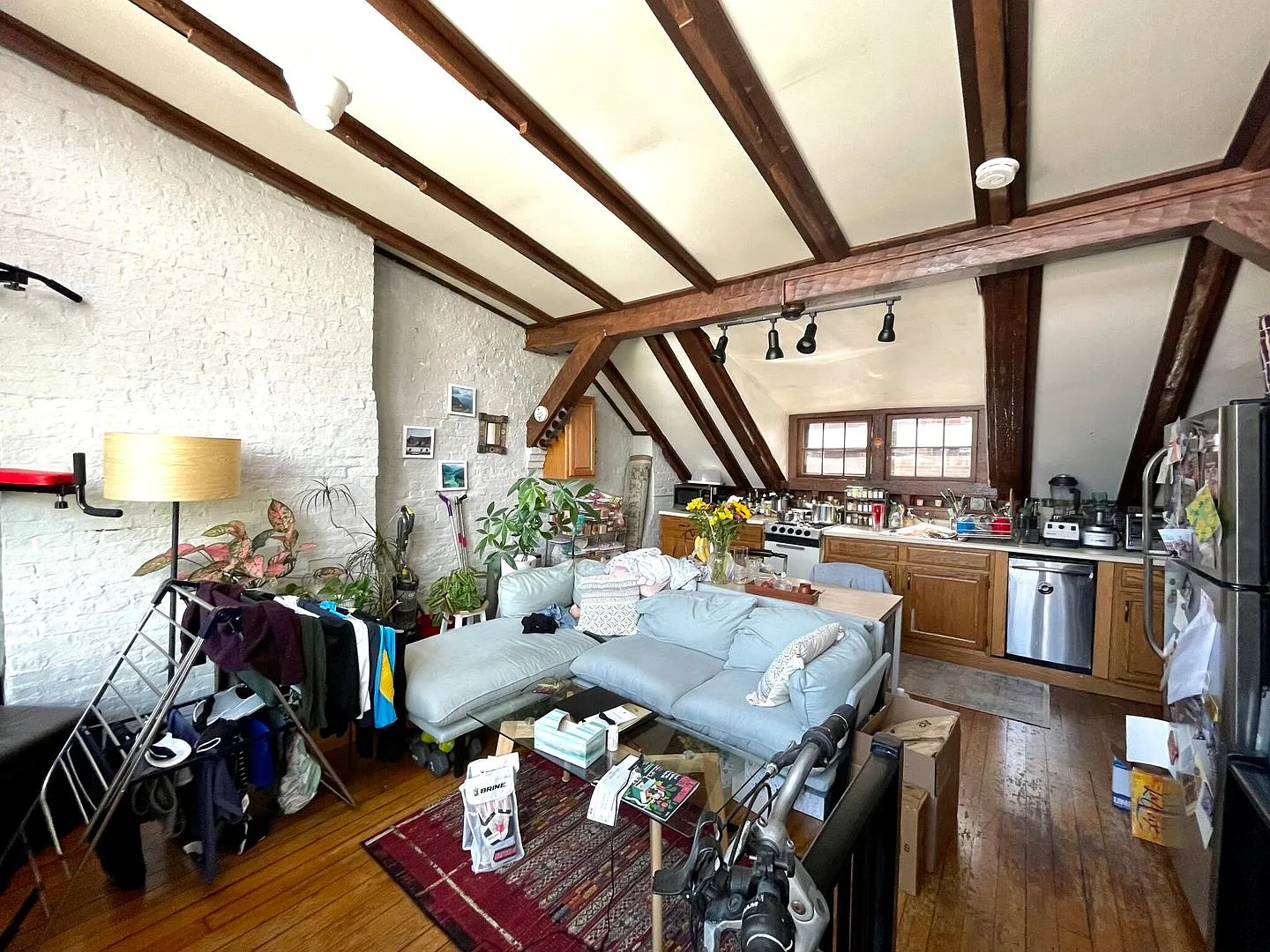 Check out this 2 bed in Beacon Hill — Photo 1