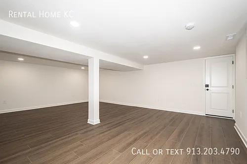 8400 W 93rd St — Photo 30