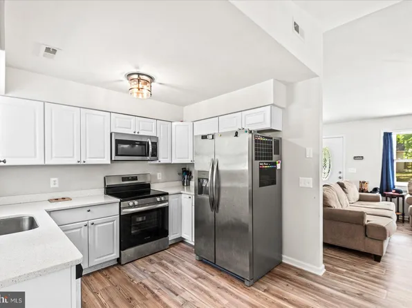 10420 Forest Hill Ct, Fredericksburg, VA 22408