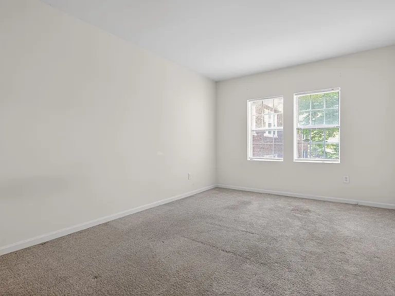 1719 N Troy St #8399 — Photo 10