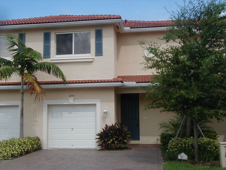 1st image of 2779 S Evergreen Cir
