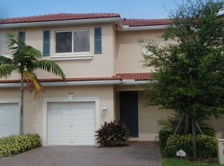 2779 S Evergreen Cir, Boynton Beach, FL 33426