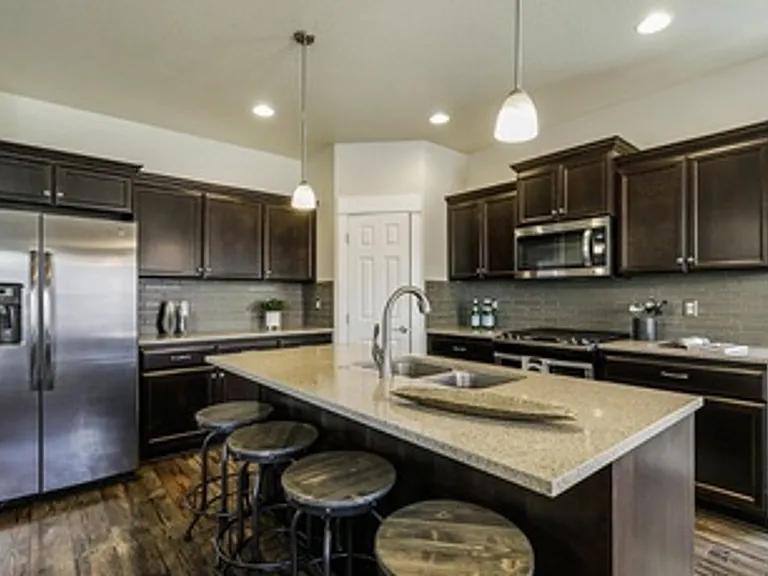 3136 NE Flagstone Ave — Photo 8