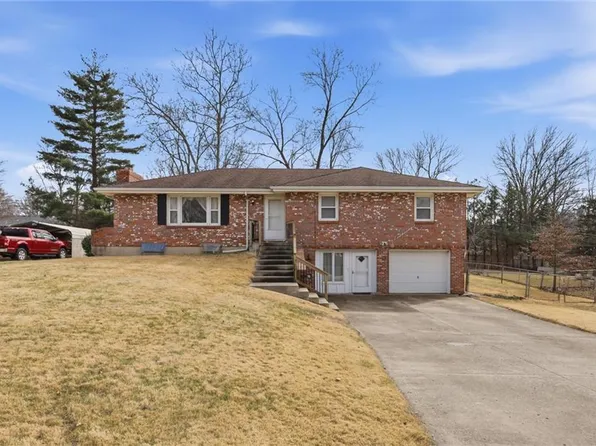 2509 NW Powderhorn Dr, Kansas City, MO 64154