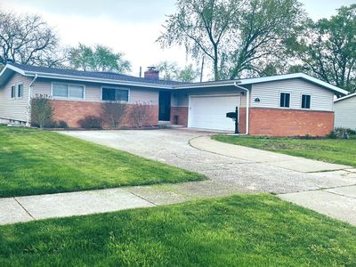 254 E Greenwood Ave, Crown Point, IN, 46307