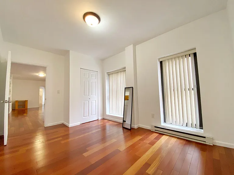 701 Chestnut St #4R — Photo 12