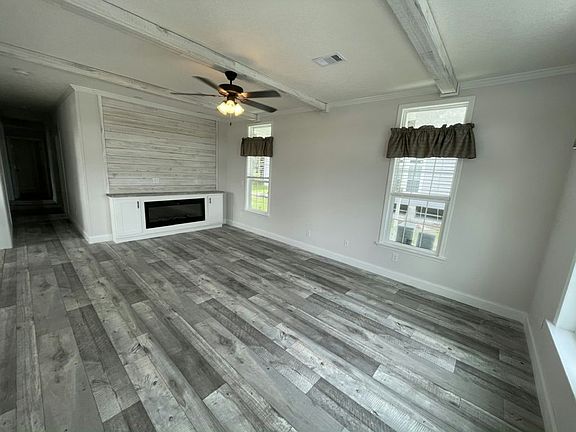 2nd image of 900 N Broad St #Ybygs9