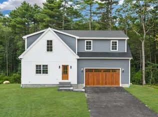 9 Park Pl, Mattapoisett, MA 02739