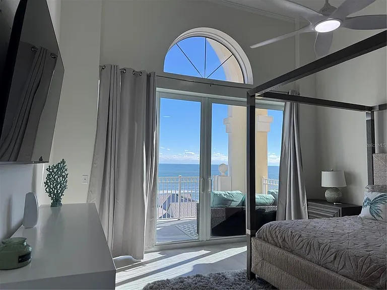 200 Ocean Crest Dr #1112 — Photo 26
