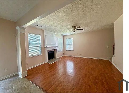 3rd image of 8240 Mayfern Dr