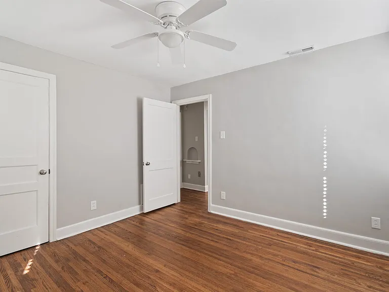 3753 Friar Tuck Rd — Photo 16
