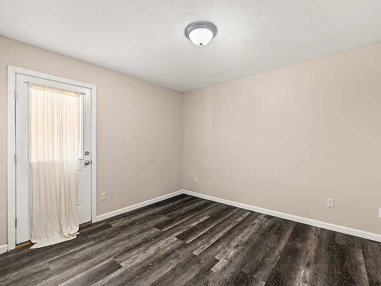 2716 Oak Hammock Dr — Photo 15