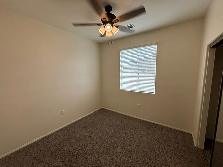210 Monterey St — Photo 10