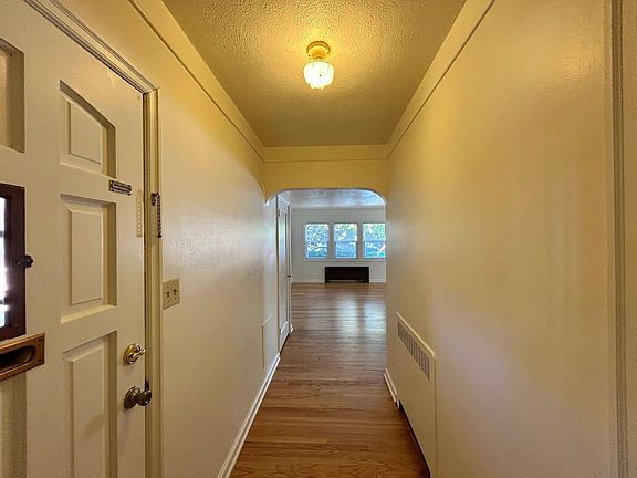 3rd image of 1302-1318 SE 26th Ave #1308