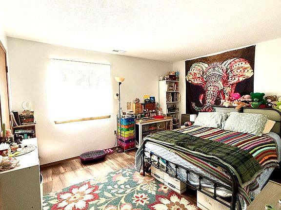 4th image of 805 Woodwind Ct