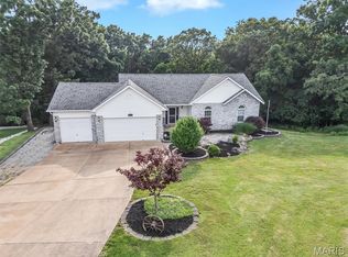 3001 Peach Blossom Ct, High Ridge, MO 63049