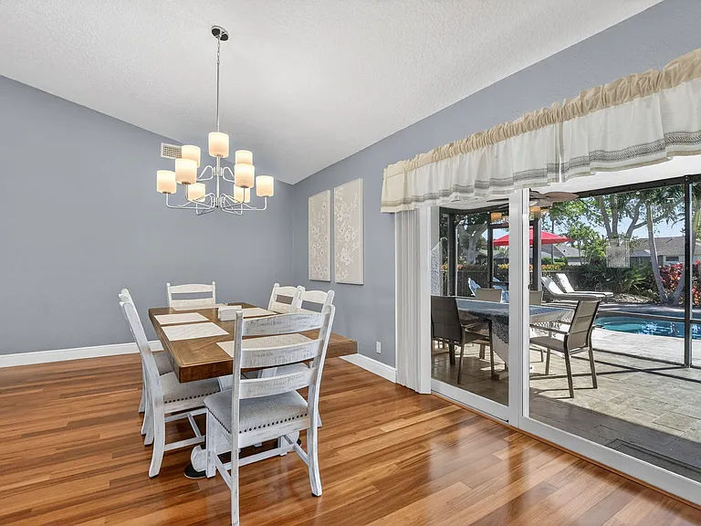 18298 102nd Way S — Photo 18