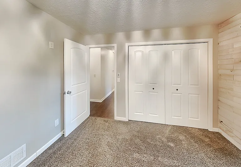 4623 Huntridge Dr NE — Photo 15