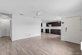 4 bed, 2.0 bath, 1168 sqft, $1,450 — Photo 4
