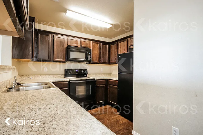 5005 Thomas St #A — Photo 5