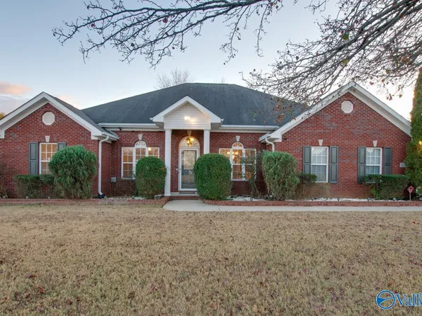 109 Misty Morn Ln, Huntsville, AL 35811