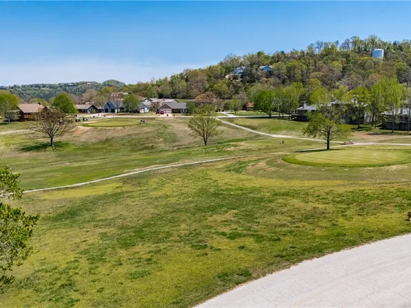 Buckskin Ln #6, Eureka Springs, AR 72631