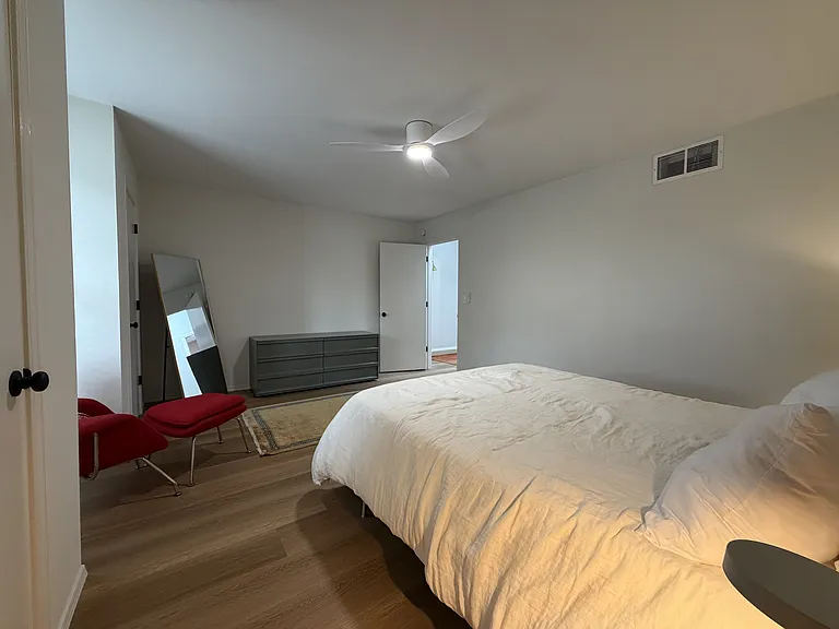 2213 N Crossover Rd #1 — Photo 17