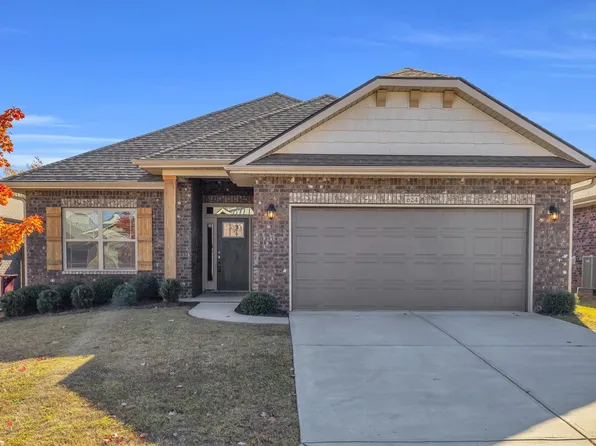 624 Lombard Dr, Boiling Springs, SC 29316