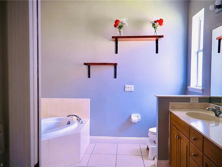 5325 Beauty St — Photo 16