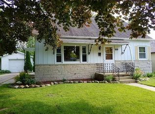 913 Carol St, Watertown, WI 53094